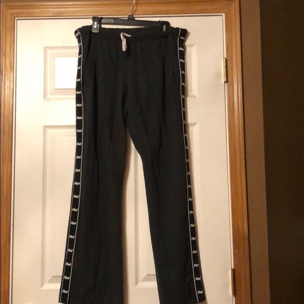 PINK by Victoria’s Secret Boyfriend sweatpants